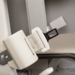 Ceinture de sécurité équipant fauteuils monte-escalier Prima Vital